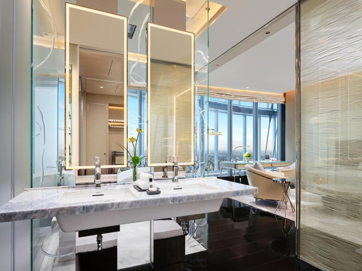 J Hotel, Shanghai Tower - Above All Else, Overlooking The Bund Exterior foto