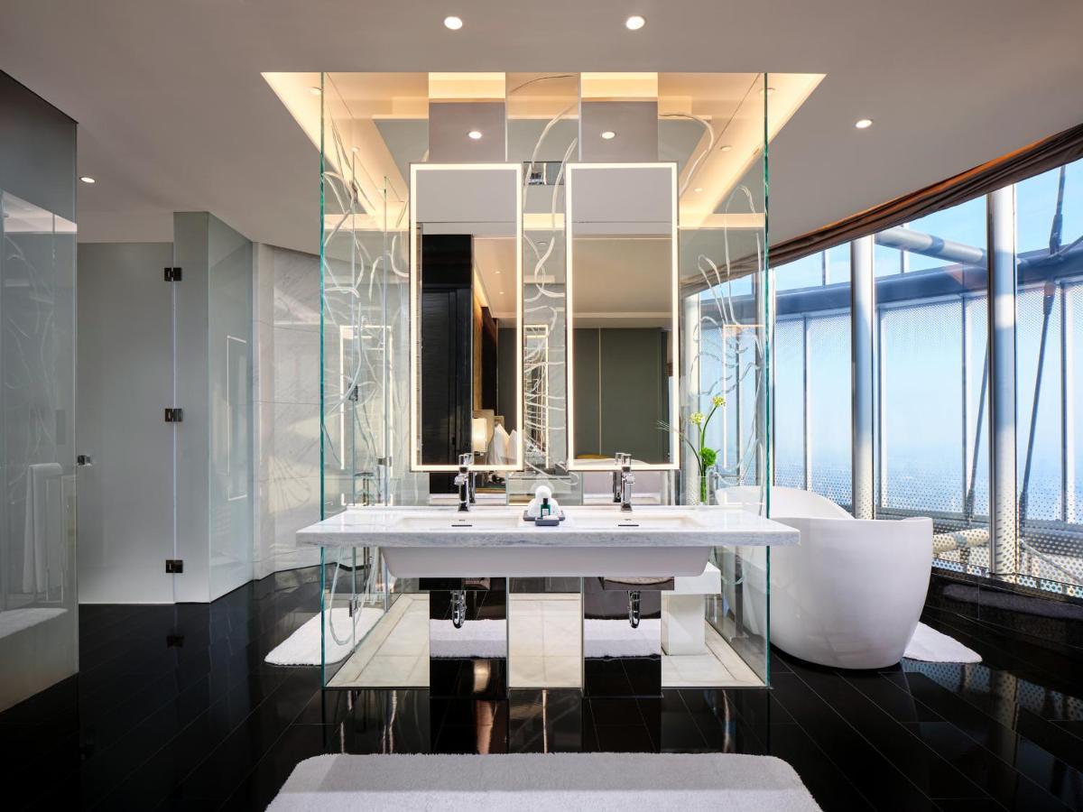 J Hotel, Shanghai Tower - Above All Else, Overlooking The Bund Exterior foto