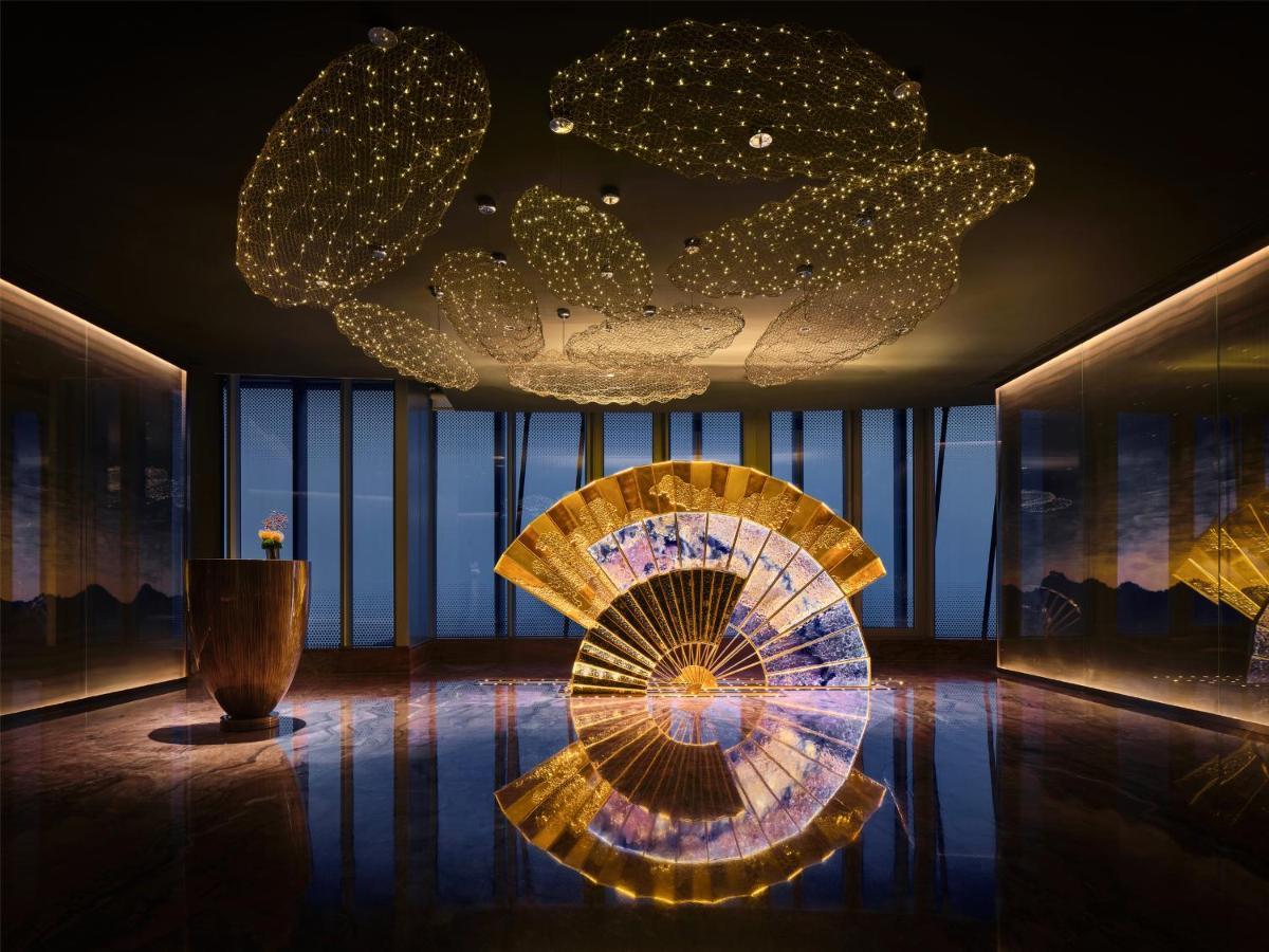 J Hotel, Shanghai Tower - Above All Else, Overlooking The Bund Exterior foto